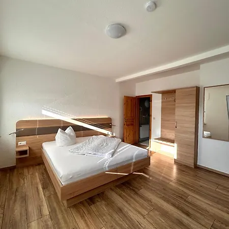 Wiehenkrug Guest house *