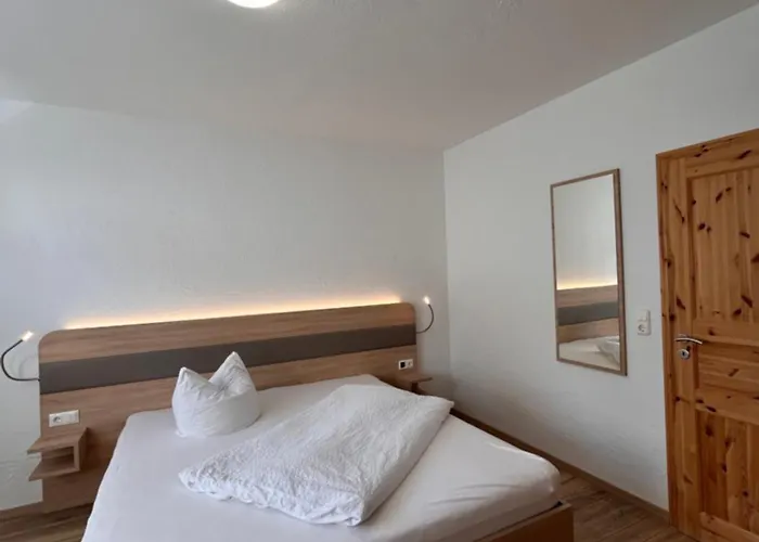 Wiehenkrug 3* リュベッケ